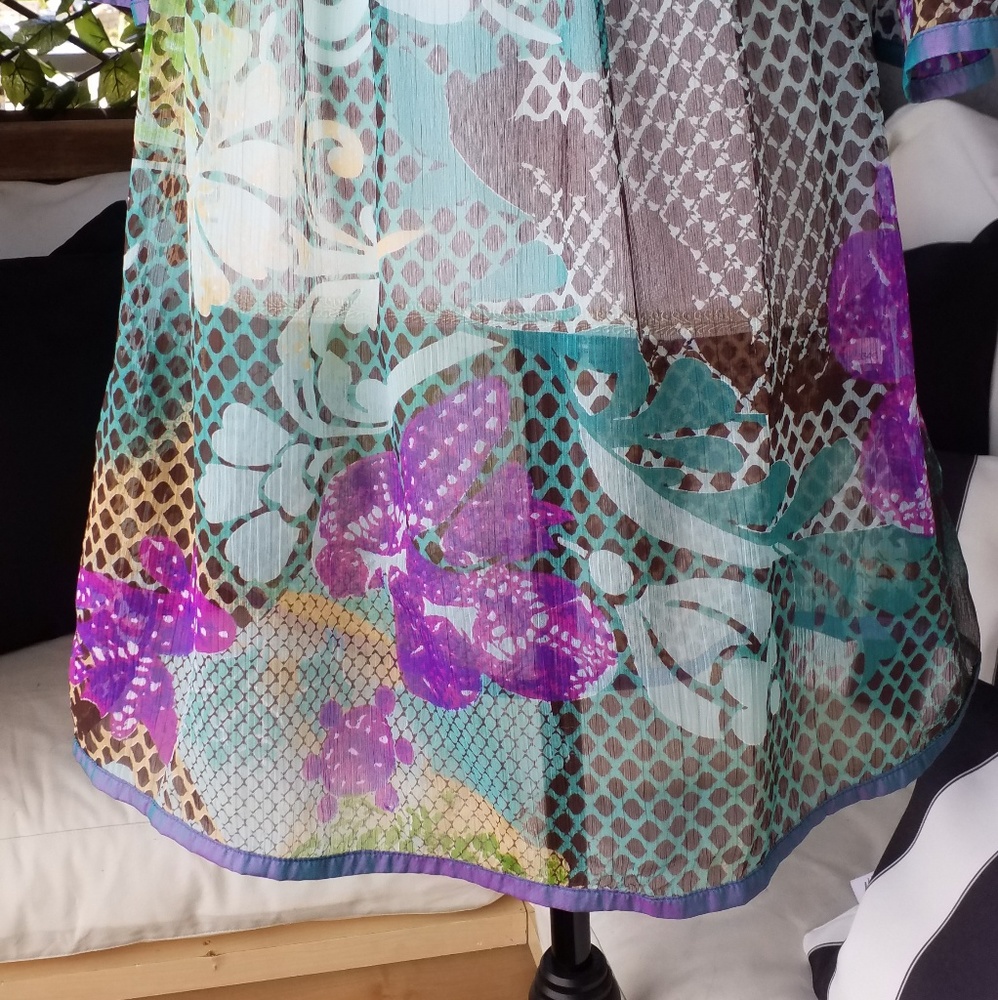 Gorgeous shirt/short dress with amazing colors!!! - Picture 3 of 6